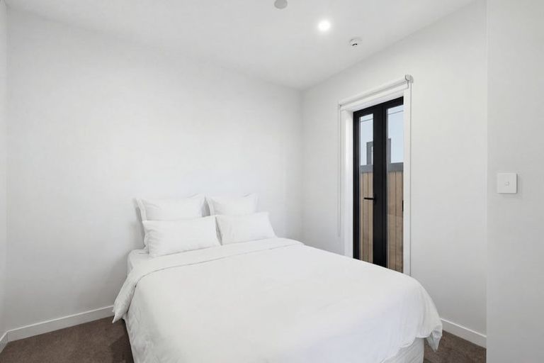 Photo of property in Frank Sargeson Apts, 104/74 Anzac Street, Takapuna, Auckland, 0622