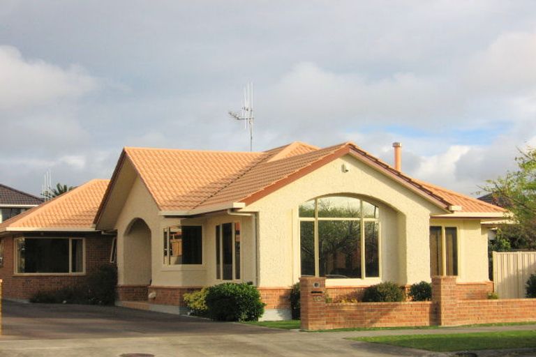 Photo of property in 10 Balmoral Drive, Terrace End, Palmerston North, 4410