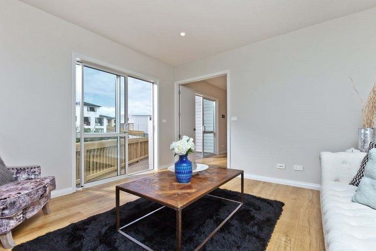 Photo of property in 5 Moko Lane, Greenhithe, Auckland, 0632