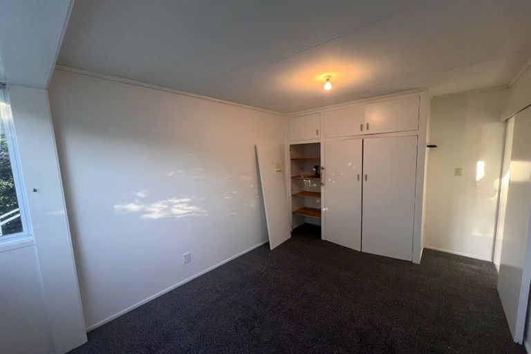 Photo of property in 11 Albatross Road, Red Beach, 0932
