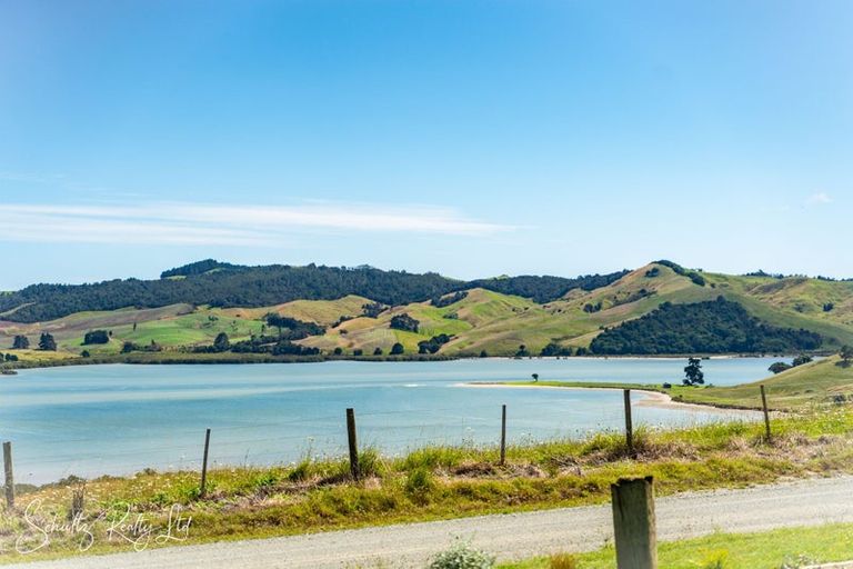 Photo of property in 63 Otara Road, Kaiwaka, 0573