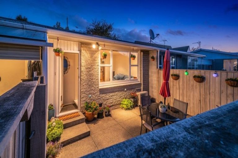 Photo of property in 1/49 Brockworth Place, Riccarton, Christchurch, 8011