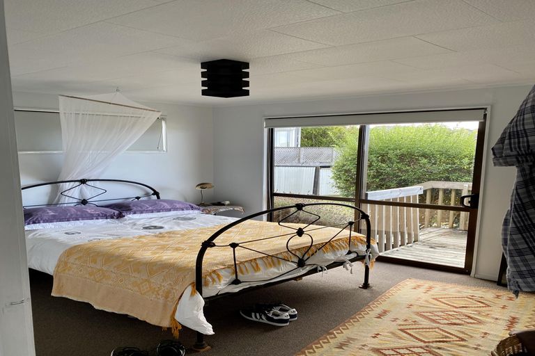 Photo of property in 46 Cumberland Street, Leigh, 0985