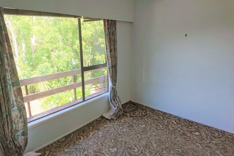 Photo of property in 2/2 Orewa Street, Torbay, Auckland, 0630