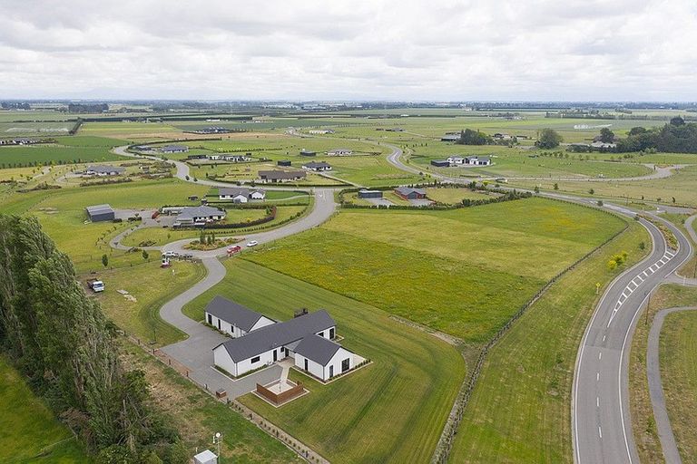 Photo of property in 15 Lake View Terrace, Huntingdon, Ashburton, 7774