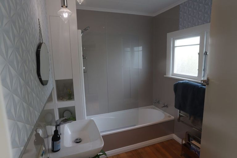 Photo of property in 89 Princes Drive, Britannia Heights, Nelson, 7010