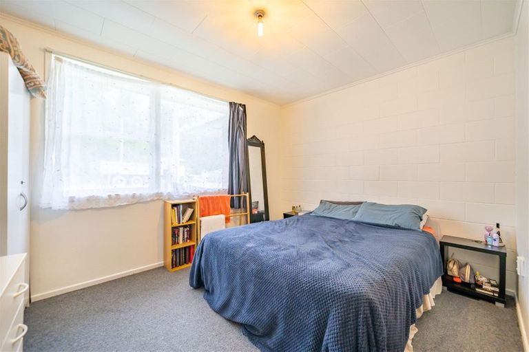 Photo of property in 3a Hair Street, Wainuiomata, Lower Hutt, 5014