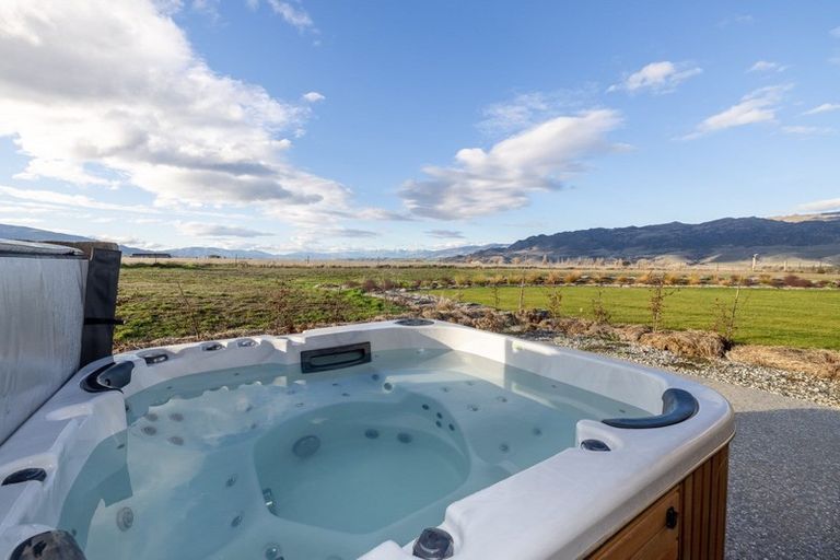 Photo of property in 875b Luggate-cromwell Road, Mount Pisa, Cromwell, 9383