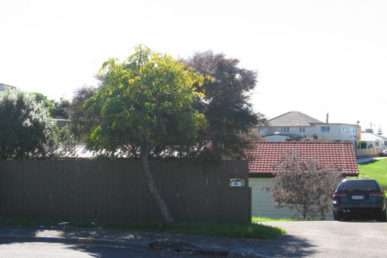 Photo of property in 15 Panzic Place, Glen Eden, Auckland, 0602