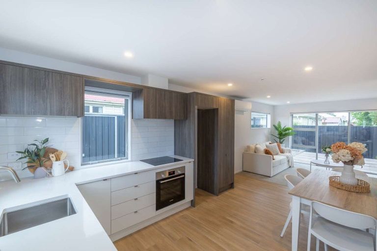 Photo of property in 6/111 Osborne Street, Waltham, Christchurch, 8011