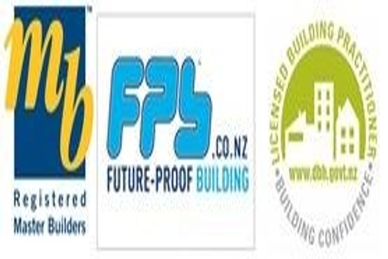 Photo of property in 16 Winstone House Road, Paerata, 2124