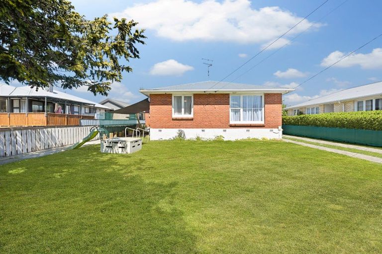 Photo of property in 28 Bader Street, Bader, Hamilton, 3206