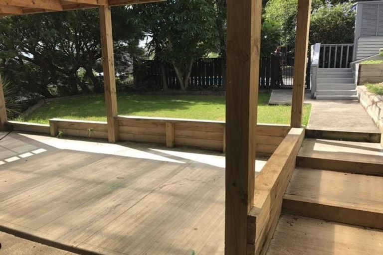 Photo of property in 11a Pendene Place, Forrest Hill, Auckland, 0620