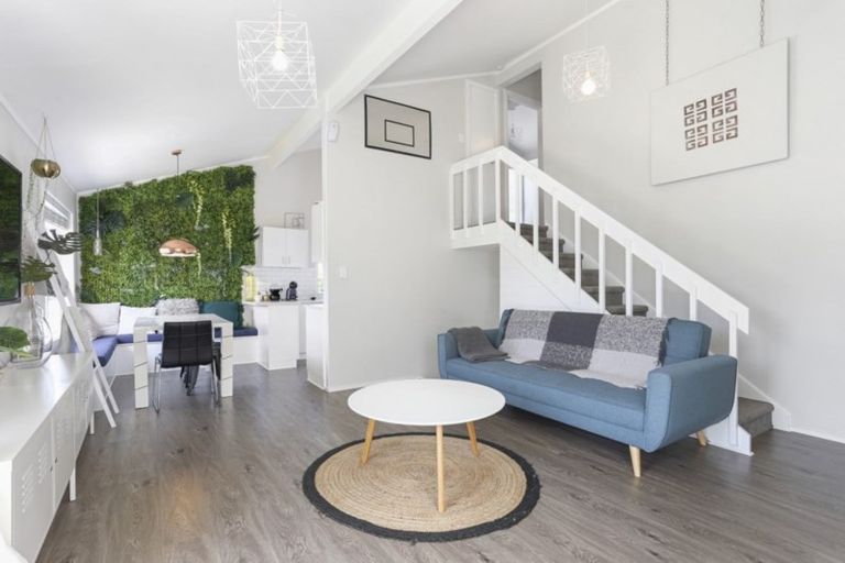 Photo of property in 1/50 Stapleford Crescent, Browns Bay, Auckland, 0630