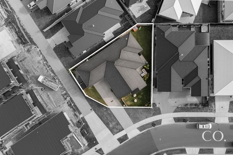 Photo of property in 16 Bill Miller Drive, Papamoa, 3118