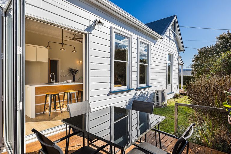 Photo of property in 24 Cranston Street, Andersons Bay, Dunedin, 9013
