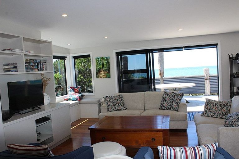 Photo of property in 72 Parapara Beach Road, Parapara, Collingwood, 7182