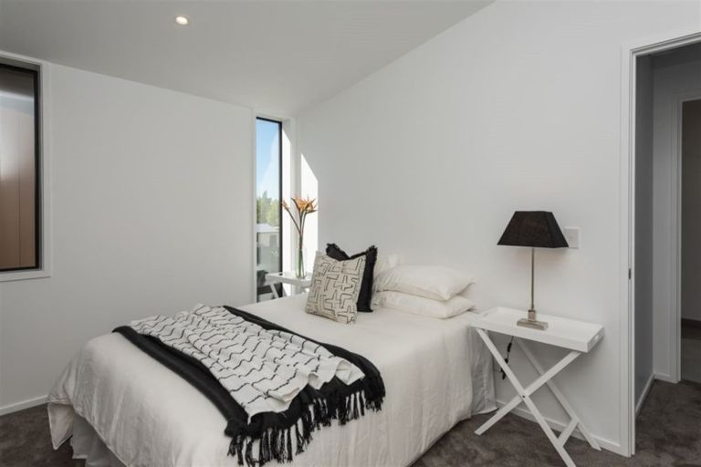 Photo of property in 58 Wai-iti Terrace, Burnside, Christchurch, 8052