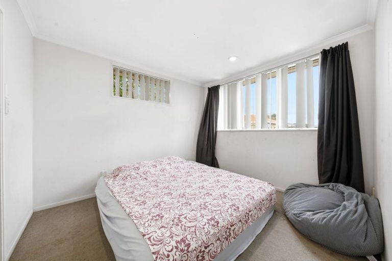 Photo of property in 99c Settlement Road, Papakura, 2110