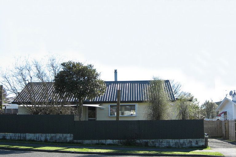 Photo of property in 44a Jellicoe Street, Waipukurau, 4200