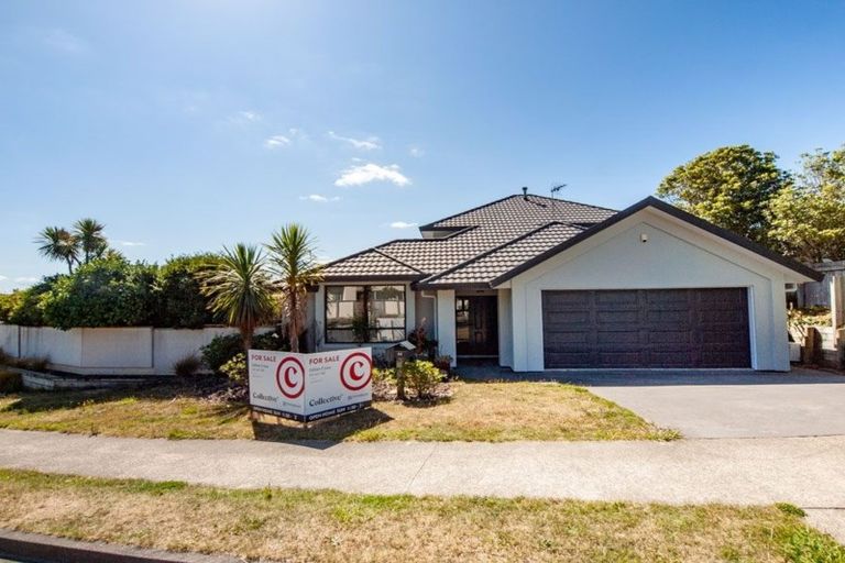 Photo of property in 40 Furlong Crescent, Churton Park, Wellington, 6037