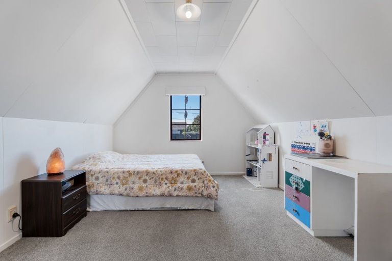 Photo of property in 16a Simpson Road, Papamoa Beach, Papamoa, 3118