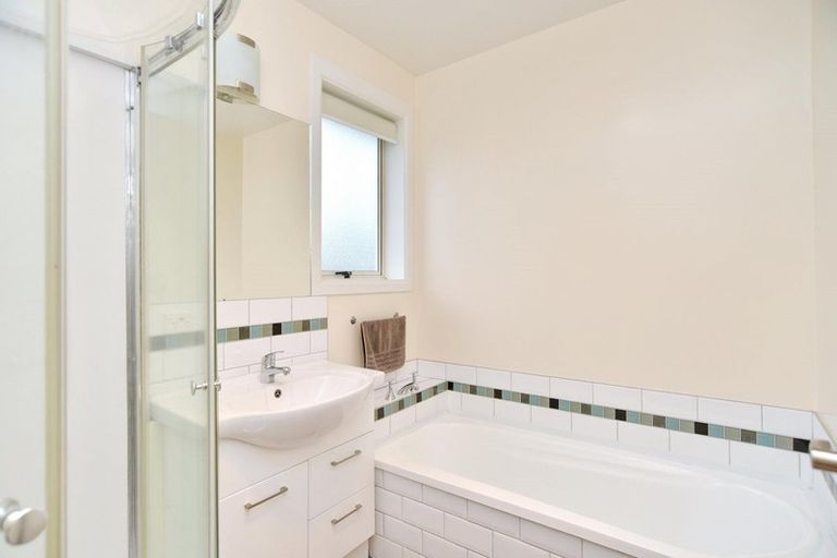 Photo of property in 1 Finlay Place, Woolston, Christchurch, 8023