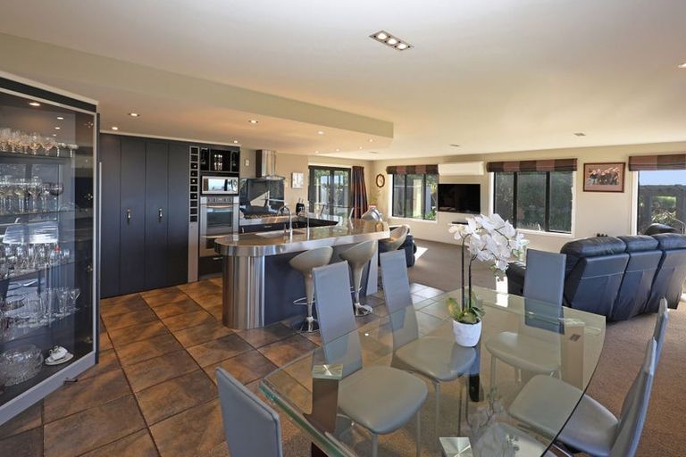 Photo of property in 21 North Ridge Drive, Oamaru North, Oamaru, 9400