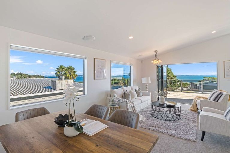 Photo of property in 1319 Whangaparaoa Road, Army Bay, Whangaparaoa, 0930
