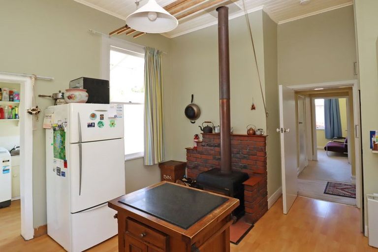 Photo of property in 37 Test Street, South Hill, Oamaru, 9400