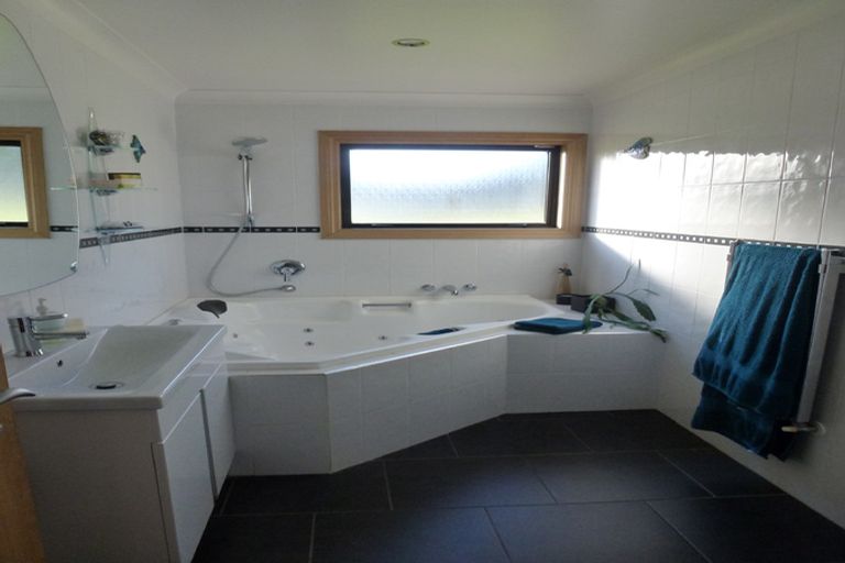 Photo of property in 131 Dunstan Road, Alexandra, 9391