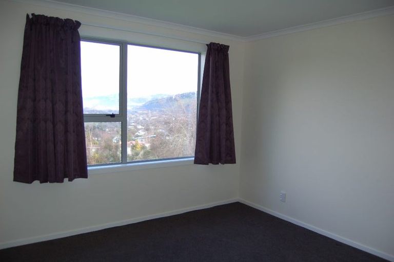 Photo of property in 27 Aniseed Grove, Timberlea, Upper Hutt, 5018