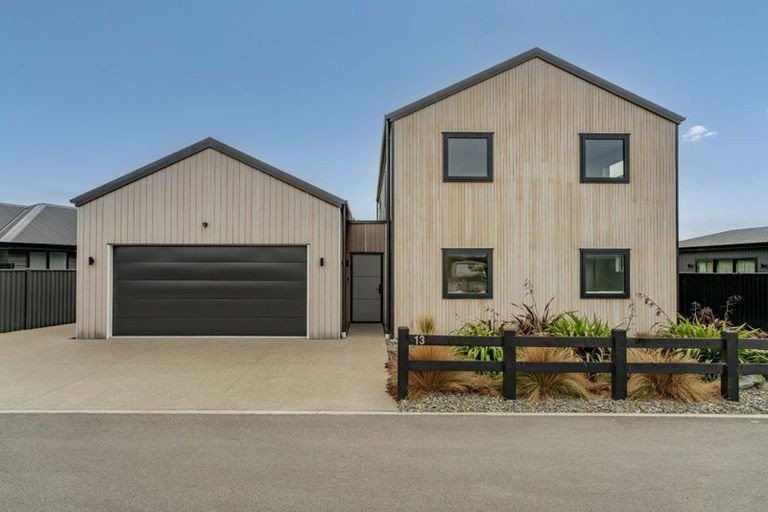 Photo of property in 13 Quigley Crescent, Cromwell, 9310