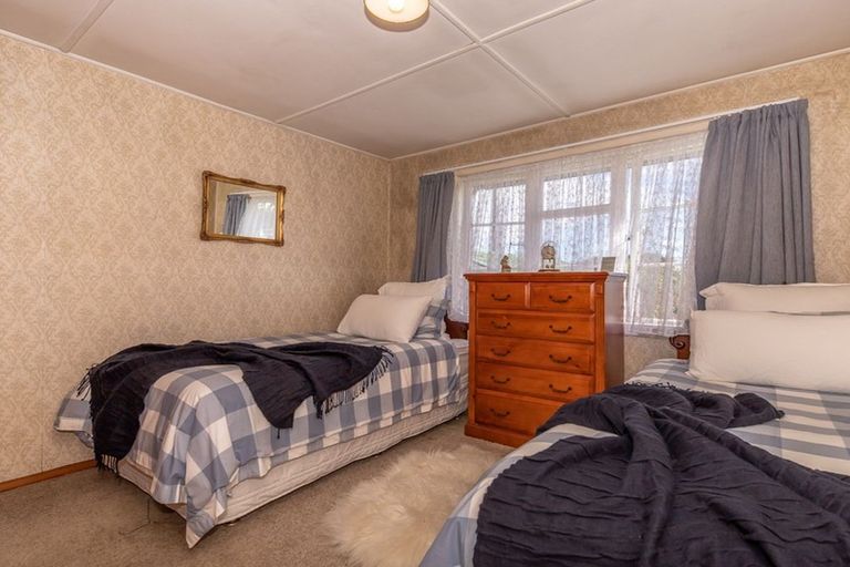 Photo of property in 253 Palmerston Street, Westport, 7825