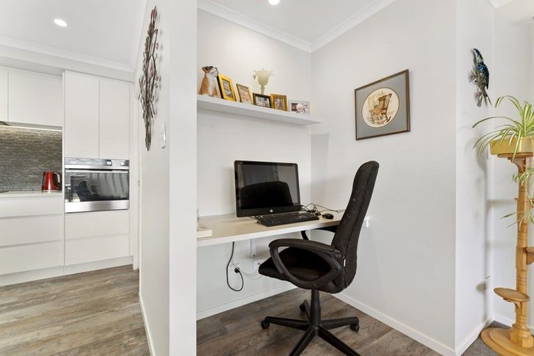 Photo of property in 9 Lakewood Grove, Levin, 5510