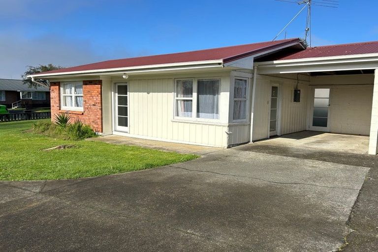 Photo of property in 9 Landscape Road, Pukekohe, 2120