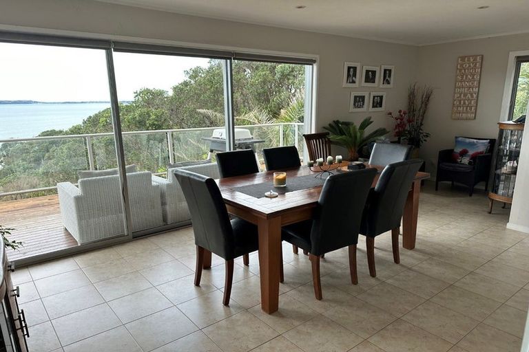 Photo of property in 10 Sykes Avenue, Hatfields Beach, Orewa, 0931
