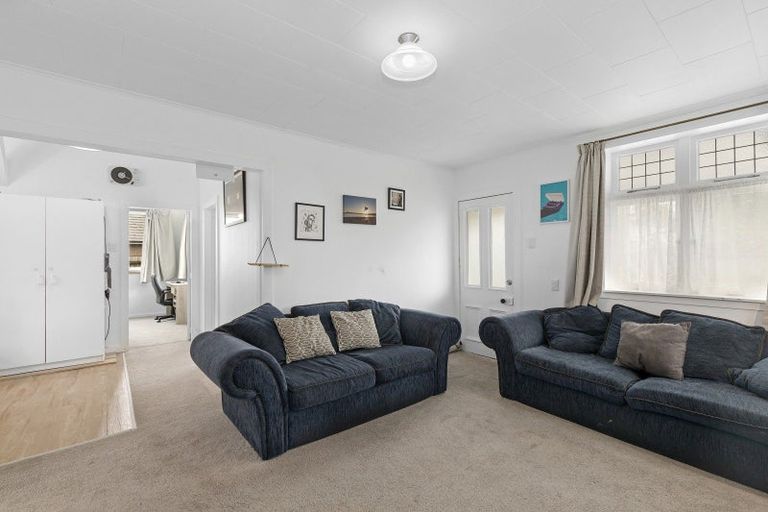 Photo of property in 71 Wilford Street, Wallaceville, Upper Hutt, 5018