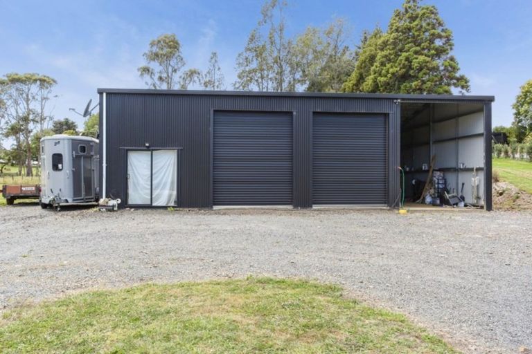 Photo of property in 199 Glenbrook Waiuku Road, Glenbrook, 2681