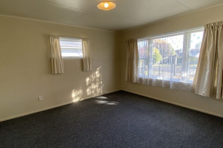Photo of property in 1 Sefton Street, Havelock North, 4130