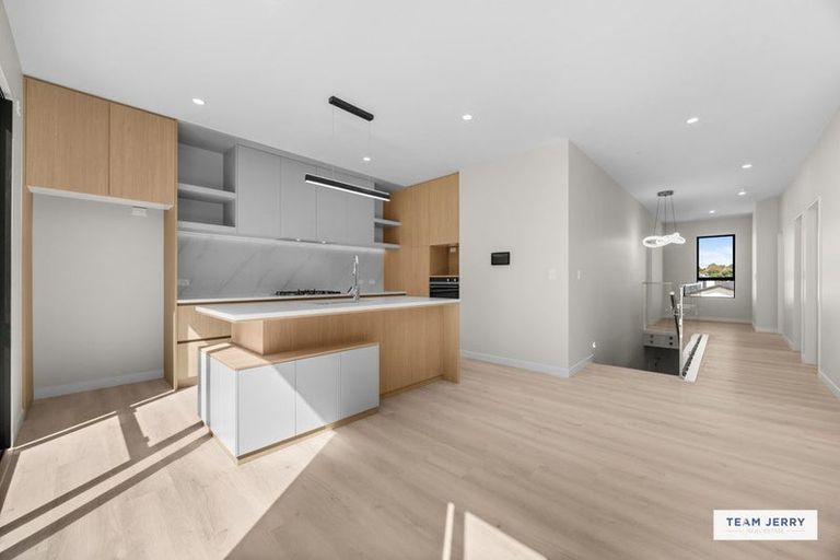 Photo of property in 30 Bannockburn Road, Opaheke, 2113