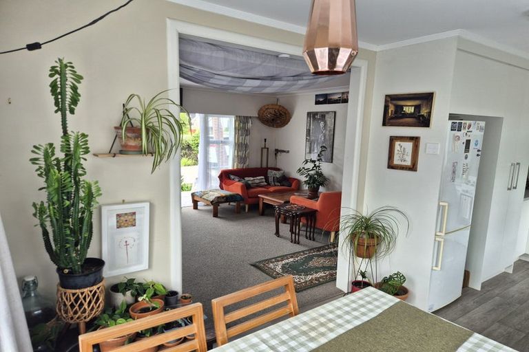 Photo of property in 18 Berkley Avenue, Hillcrest, Hamilton, 3216