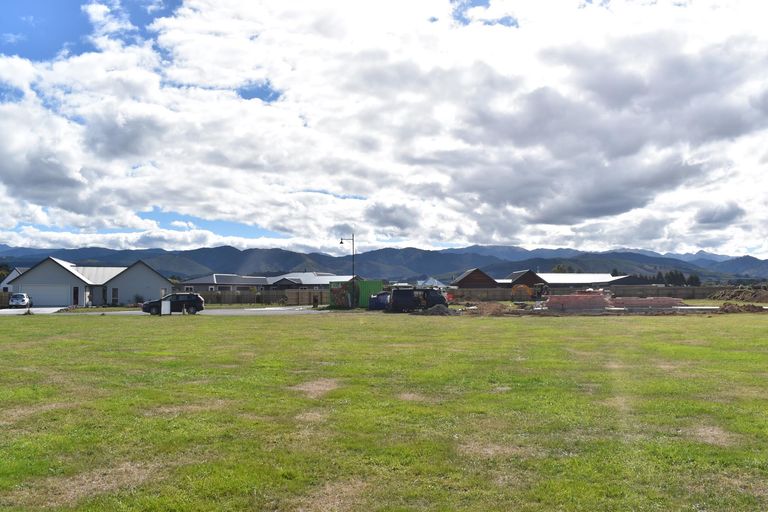 Photo of property in 19 Mill Grove, Clareville, Carterton, 5713