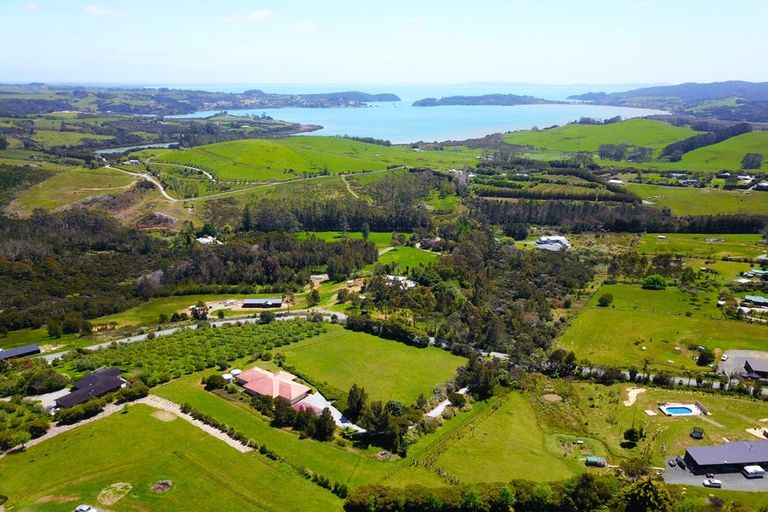 Photo of property in 15 Puketiti Drive, Mangonui, 0494