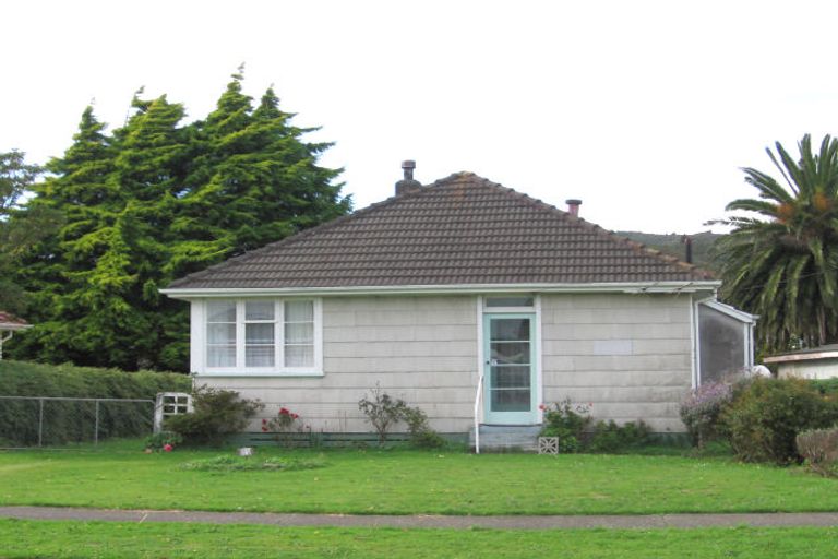 Photo of property in 8 Colson Street, Avalon, Lower Hutt, 5011
