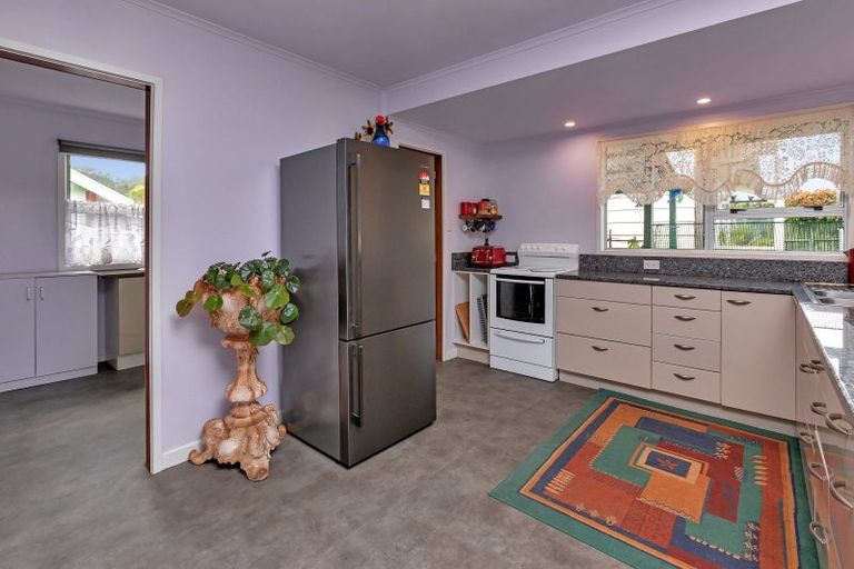 Photo of property in 16 Deveron Street, Regent, Whangarei, 0112