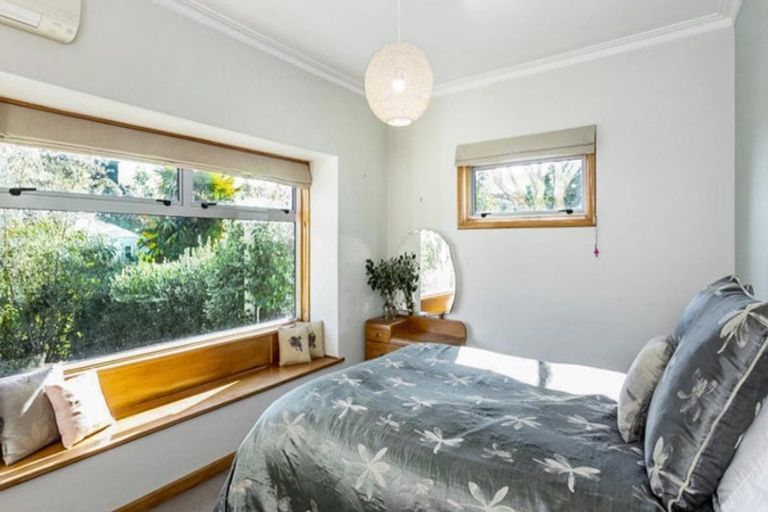 Photo of property in 3 Clyde Road, Bluff Hill, Napier, 4110