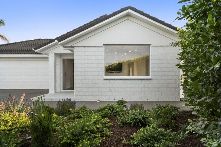 Photo of property in 19 Popata Close, Papamoa Beach, Papamoa, 3118