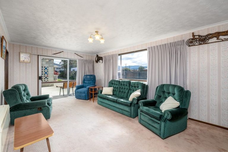 Photo of property in 10 Bond Street, Waimate, 7924