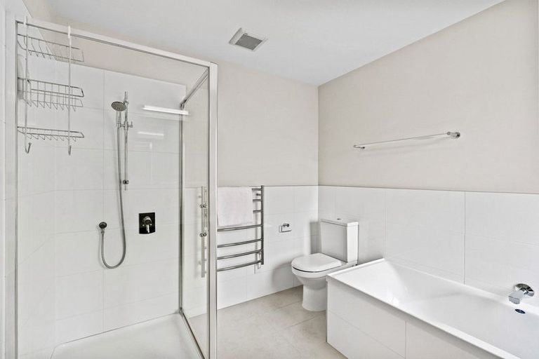 Photo of property in 61 Panorama Heights, Orewa, 0931